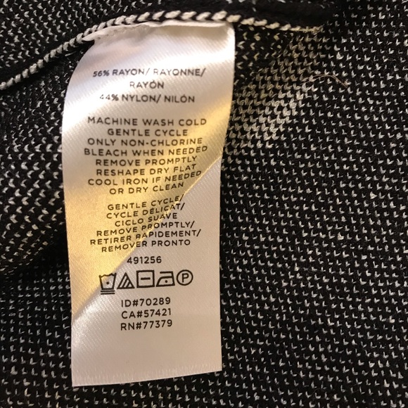 NWT Ann Taylor Factory B/W Dot Sweater Skirt Sz L - Picture 4 of 5